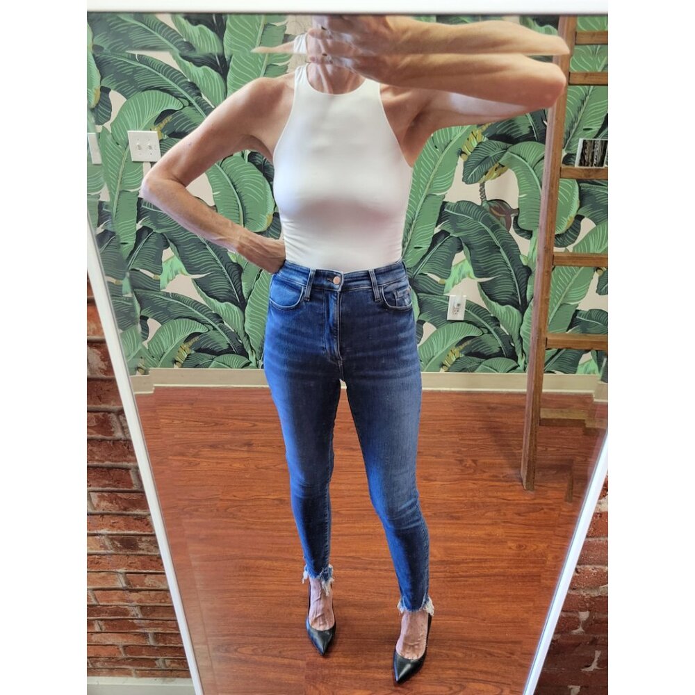 NWOT Aritzia Babaton Contour High-Crewneck Bodysuit in White